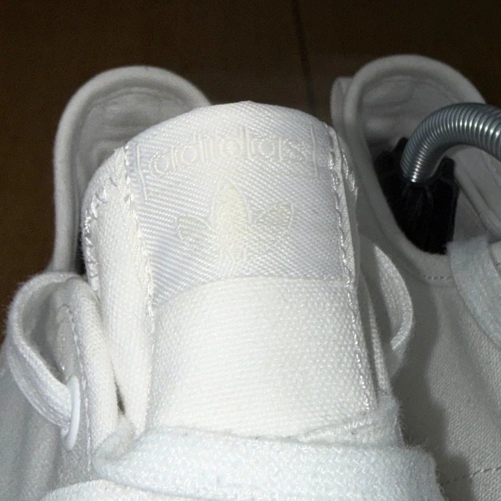 Adidas Nizza RF Low Cloud White Canvas Sneakers Mens 10 EF1883